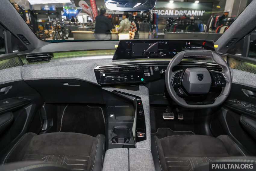 Peugeot e-3008 纯电SUV亮相吉隆坡车展, 续航里程最长可达700公里, 半小时充电至80%, 未来或有机会引进我国市场 284562