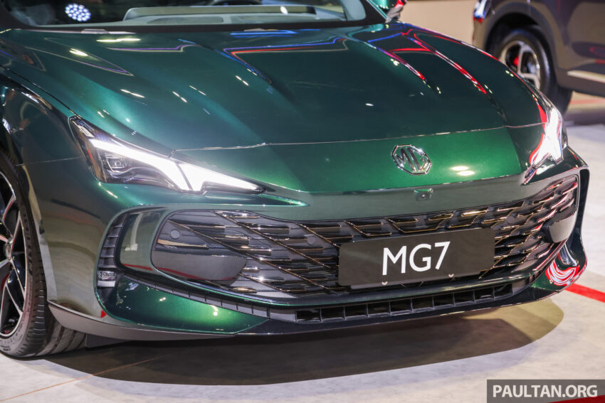 名爵 MG7 亮相我国车展, D-Segment四门房车, 有2.0L或1.5L涡轮增压引擎可选, 6.5秒破百, 原厂确认将会来马 284509