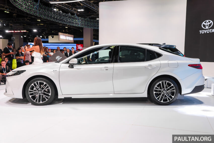 全新第九代 Toyota Camry XV80 正式于本地上市！只提供2.5L混动版，最大续航里程达1,250公里，售价RM248,800 284188
