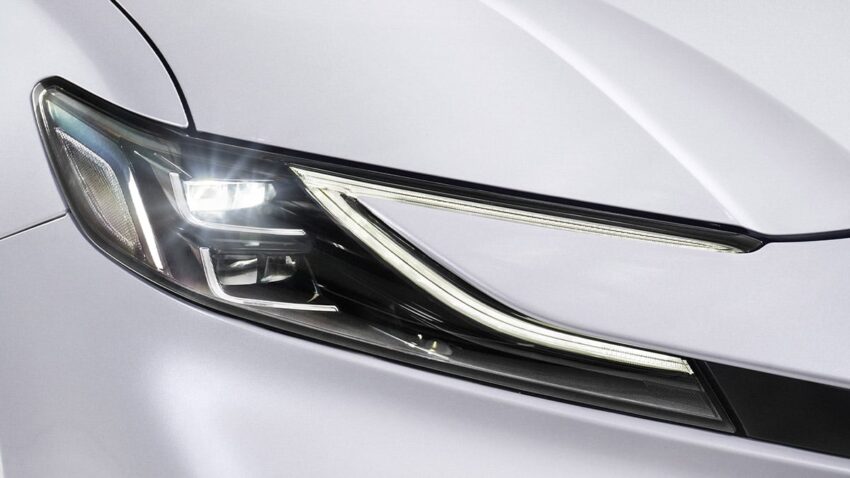 2025 Toyota Camry 2.5V 汽油版确认来马, 沿用2.5L四缸自然进气引擎+8AT变速箱, 售价22.2万, 比油电版便宜2.7万 285754