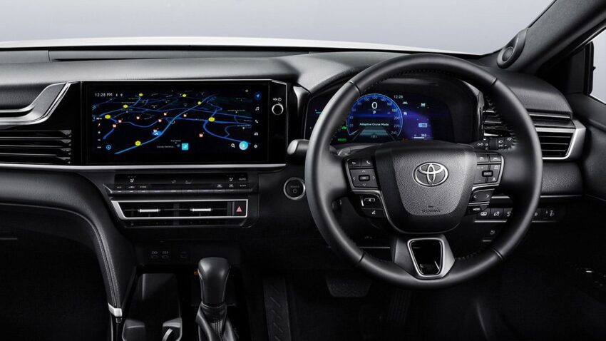 2025 Toyota Camry 2.5V 汽油版确认来马, 沿用2.5L四缸自然进气引擎+8AT变速箱, 售价22.2万, 比油电版便宜2.7万 285759