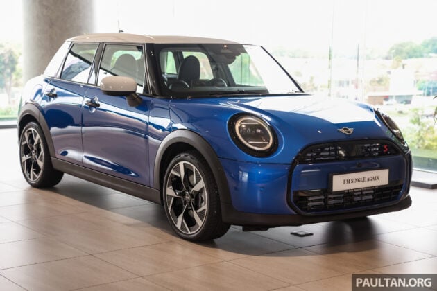 陈列室实拍: F56 MINI Cooper S 5-Door, 预估价29.3万起