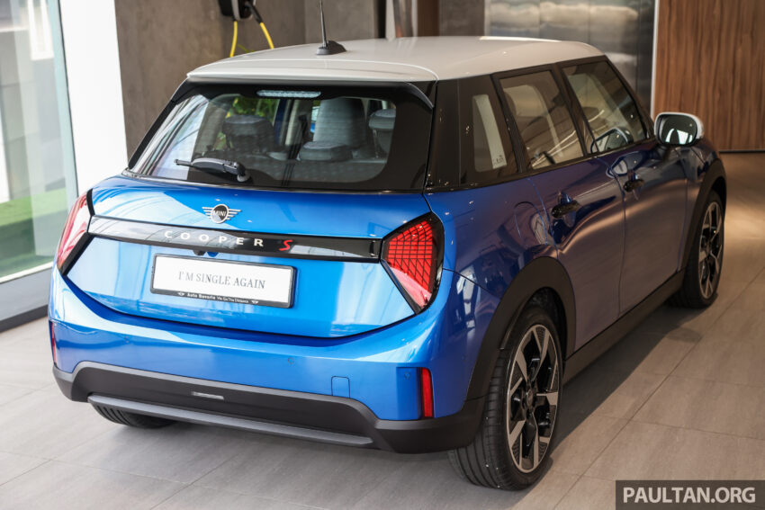 陈列室实拍: F56 MINI Cooper S 5-Door, 预估价29.3万起 283879