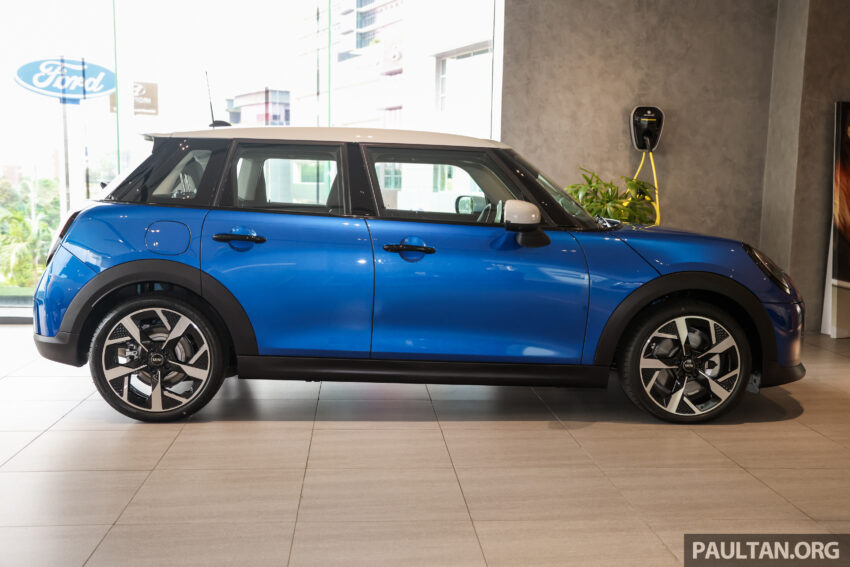 陈列室实拍: F56 MINI Cooper S 5-Door, 预估价29.3万起 283882