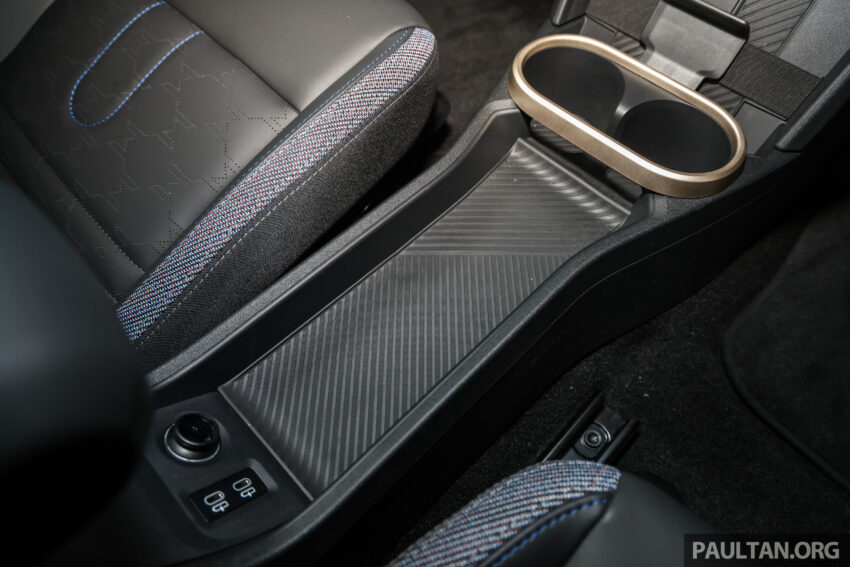 陈列室实拍: F56 MINI Cooper S 5-Door, 预估价29.3万起 283912
