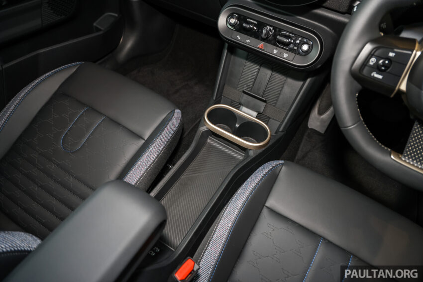 陈列室实拍: F56 MINI Cooper S 5-Door, 预估价29.3万起 283909