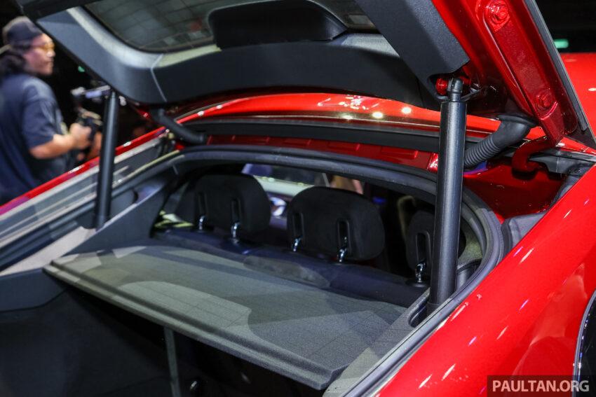 2025 BMW i4 eDrive35 M Sport 纯电四门跑房登陆大马市场, 续航里程500公里, 32分钟充电至80%, 要价从29.5万起 287193