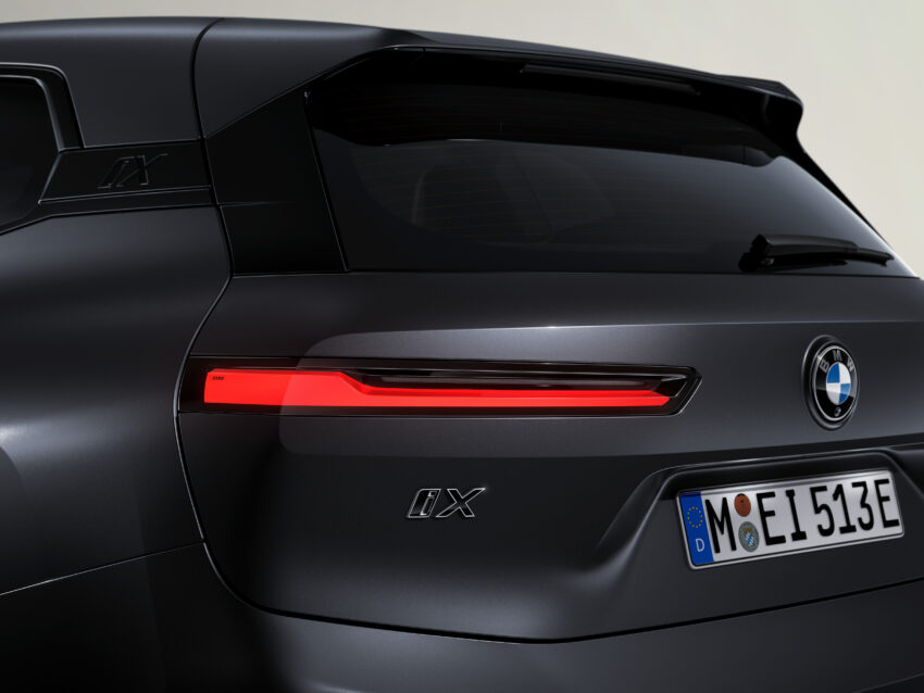 2025 BMW iX 小改款登场！三种版本齐发，动力更强、续航更长！最大输出功率达659 PS，701公里WLTP续航里程 287924