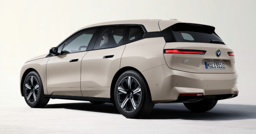 2025 BMW iX 小改款登场！三种版本齐发，动力更强、续航更长！最大输出功率达659 PS，701公里WLTP续航里程 287934