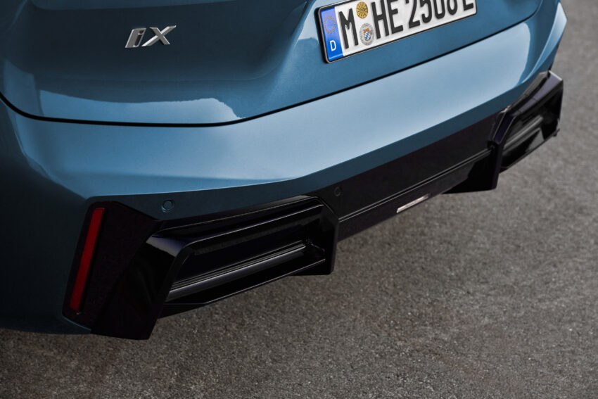 2025 BMW iX 小改款登场！三种版本齐发，动力更强、续航更长！最大输出功率达659 PS，701公里WLTP续航里程 287962