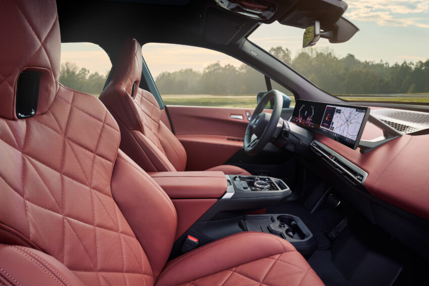 2025 BMW iX 小改款登场！三种版本齐发，动力更强、续航更长！最大输出功率达659 PS，701公里WLTP续航里程 287966
