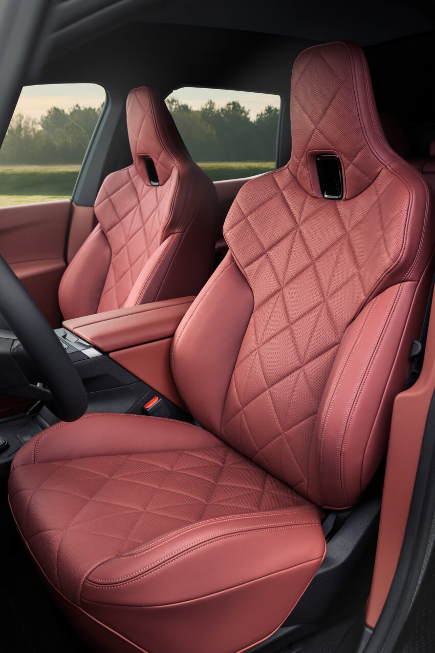 2025 BMW iX 小改款登场！三种版本齐发，动力更强、续航更长！最大输出功率达659 PS，701公里WLTP续航里程 287967