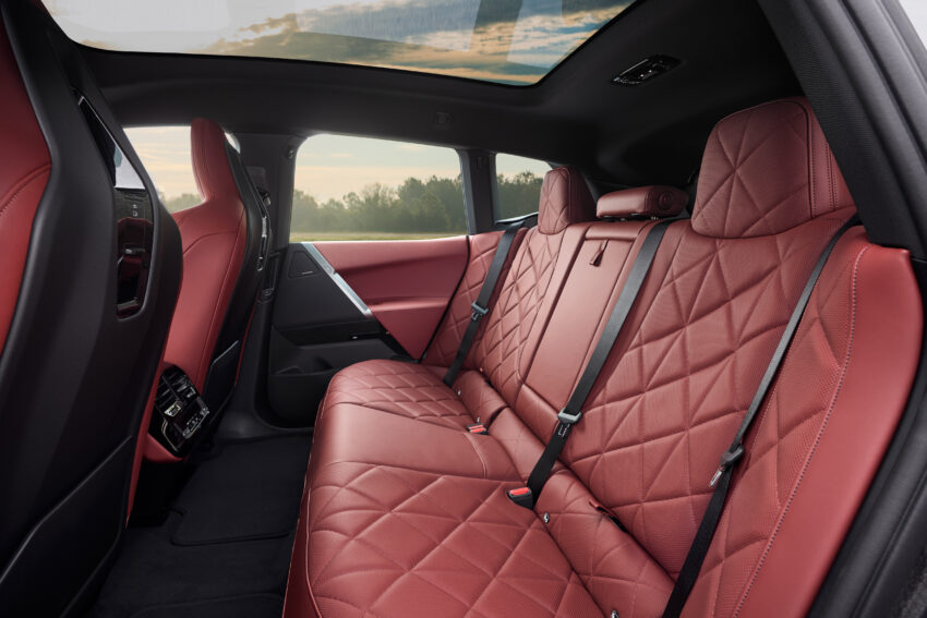 2025 BMW iX 小改款登场！三种版本齐发，动力更强、续航更长！最大输出功率达659 PS，701公里WLTP续航里程 287969