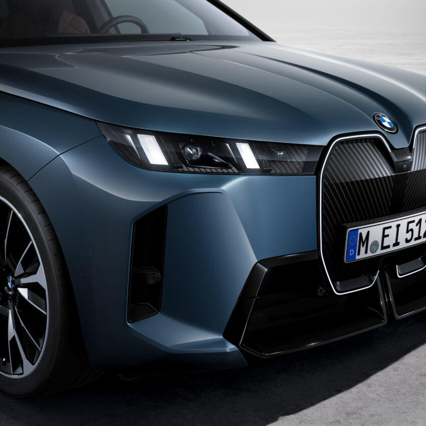 2025 BMW iX 小改款登场！三种版本齐发，动力更强、续航更长！最大输出功率达659 PS，701公里WLTP续航里程 287981