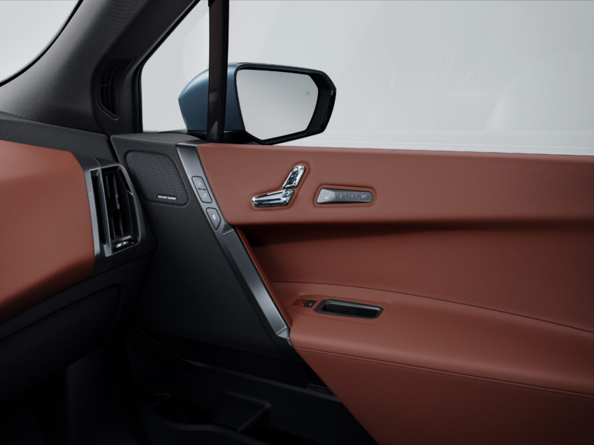 2025 BMW iX 小改款登场！三种版本齐发，动力更强、续航更长！最大输出功率达659 PS，701公里WLTP续航里程 287990