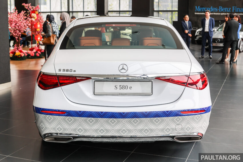 Mercedes-Benz Malaysia 与马航合作，为隆机场航站楼商务舱乘客提供私人接送服务！EQS 500、S 580 e 当接驳车 287376