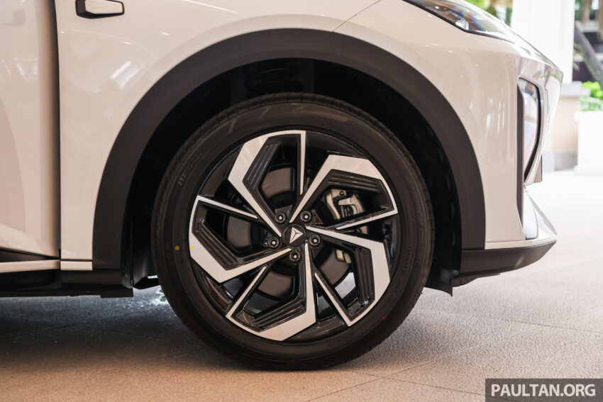 发布在即？深蓝 Deepal S07 本地亮相！475公里WLTP续航里程、258 PS马力；剑指 Tesla Model Y、比亚迪海狮 287734