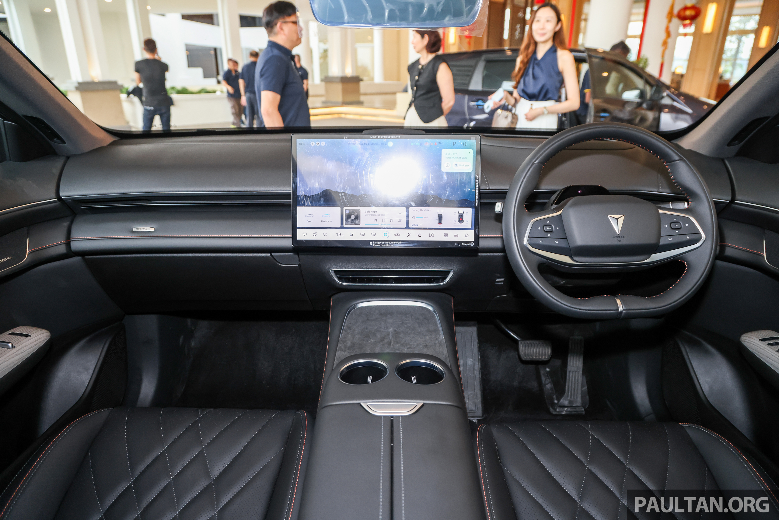 发布在即？深蓝 Deepal S07 本地亮相！475公里WLTP续航里程、258 PS马力；剑指 Tesla Model Y、比亚迪海狮