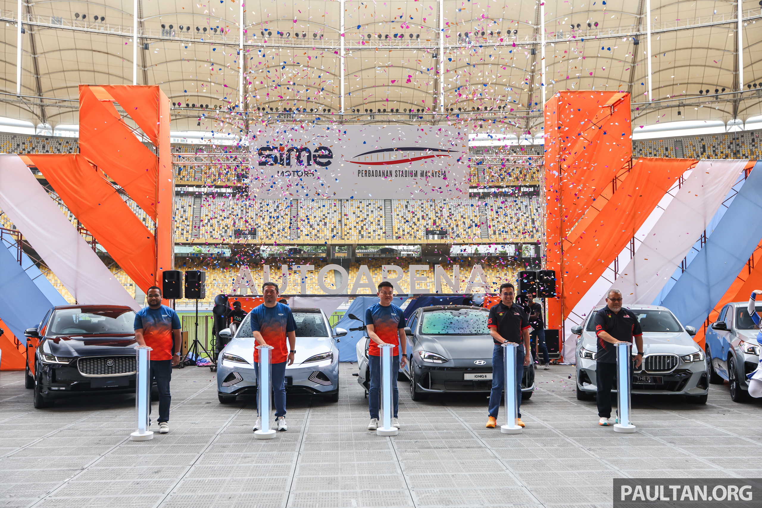 Sime Motors AutoArena 今天隆重开幕！首次于武吉加里尔体育场内举办的汽车盛会，现场提供独家促销至1月12日
