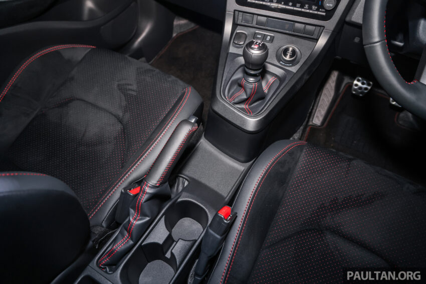 2025 Toyota GR Yaris 小改款本地正式发布, 暂时只有手排版本, 未来将引进自排版, 马力与扭力小幅上涨, 售价31.6万 286052