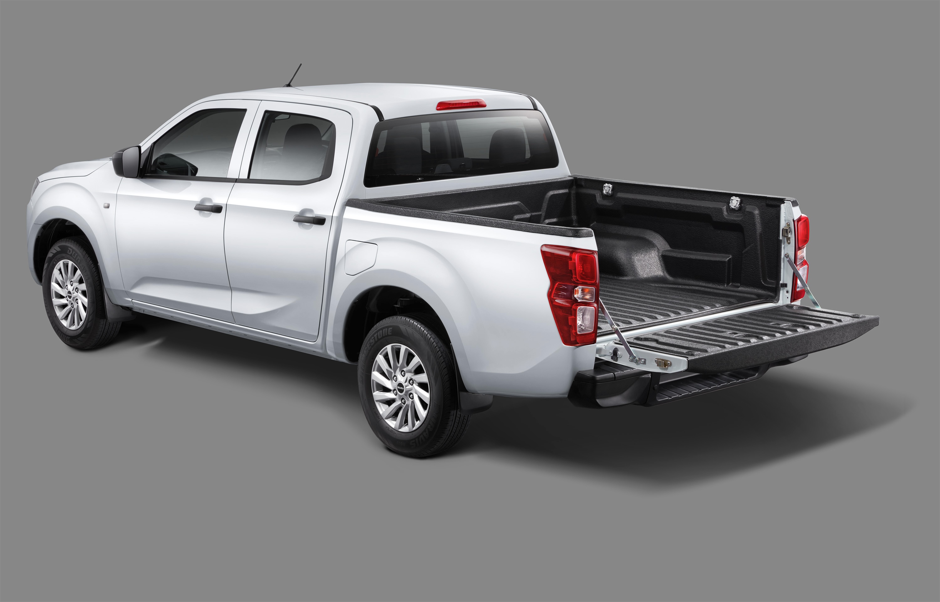 Isuzu D-Max Low-Ride 4×2 MT 本地开卖！售价RM92,200