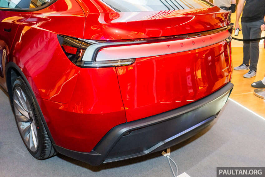 2025 Tesla Model Y 小改款右驾版实拍, 售价19.5万令吉起 287858