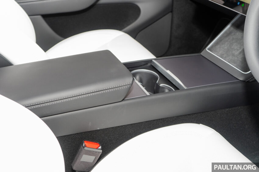 2025 Tesla Model Y 小改款右驾版实拍, 售价19.5万令吉起 287873