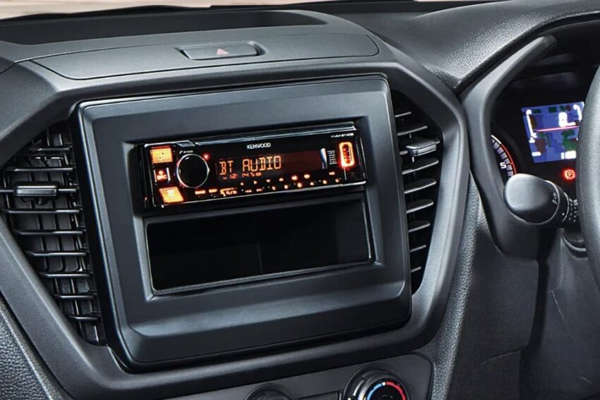 2025 Isuzu D-Max 4×2 MT Low Ride 本地上市, 定位入门版, 离地高度降至195mm, 1.9L柴油引擎+手排, 售价9.2万起 289632