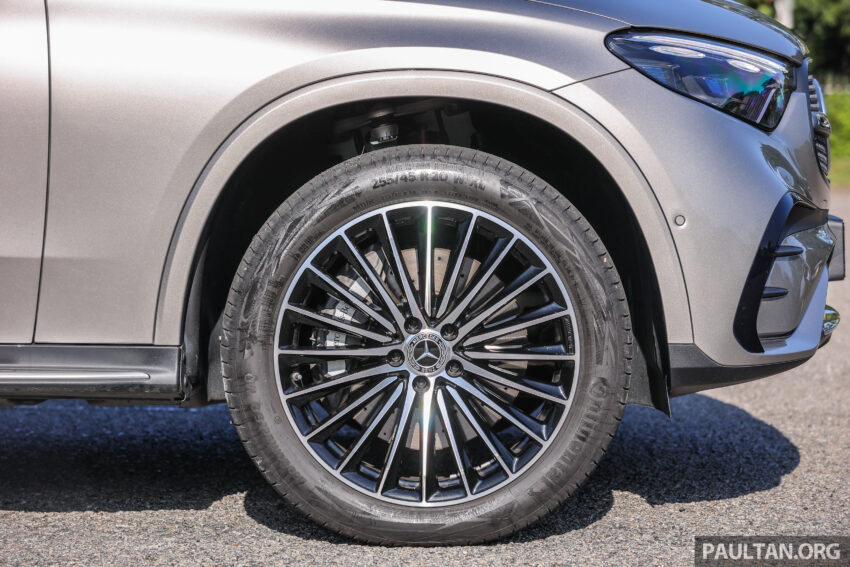 2025 Mercedes-Benz GLC 350e 4MATIC 本地新车完整实拍, PHEV混动版, 拥有131公里纯电续航里程, 售价39.9万 289361