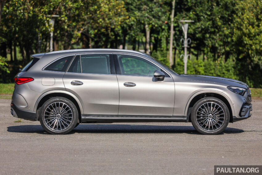 2025 Mercedes-Benz GLC 350e 4MATIC 本地新车完整实拍, PHEV混动版, 拥有131公里纯电续航里程, 售价39.9万 289341