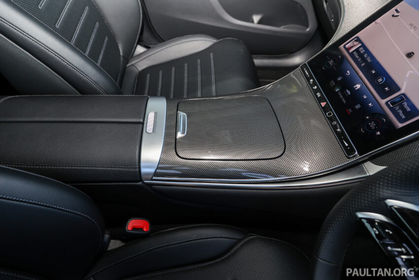 2025 Mercedes-Benz GLC 350e 4MATIC 本地新车完整实拍, PHEV混动版, 拥有131公里纯电续航里程, 售价39.9万 289487
