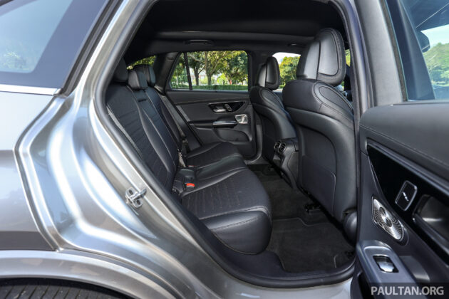 2025 Mercedes-Benz GLC 350e 4MATIC 本地新车完整实拍, PHEV混动版, 拥有131公里纯电续航里程, 售价39.9万