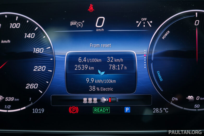 2025 Mercedes-Benz GLC 350e 4MATIC 本地新车完整实拍, PHEV混动版, 拥有131公里纯电续航里程, 售价39.9万 289400