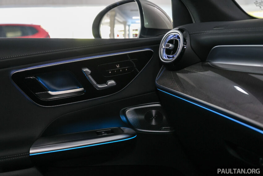 2025 Mercedes-Benz GLC 350e 4MATIC 本地新车完整实拍, PHEV混动版, 拥有131公里纯电续航里程, 售价39.9万 289538