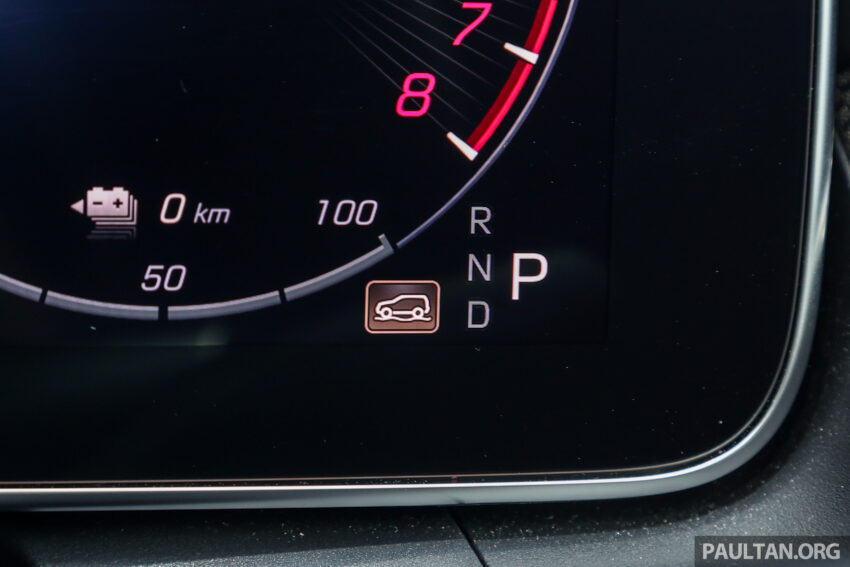 2025 Mercedes-Benz GLC 350e 4MATIC 本地新车完整实拍, PHEV混动版, 拥有131公里纯电续航里程, 售价39.9万 289408