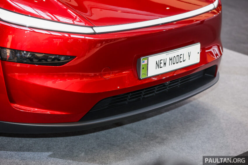 2025 Tesla Model Y 小改款正式登陆大马, 最快4.3秒破百, 极速203km/h, 续航里程最长551公里, 售价从19.54万起 289076