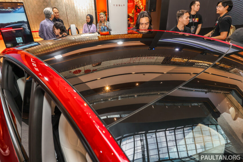 2025 Tesla Model Y 小改款正式登陆大马, 最快4.3秒破百, 极速203km/h, 续航里程最长551公里, 售价从19.54万起 289077