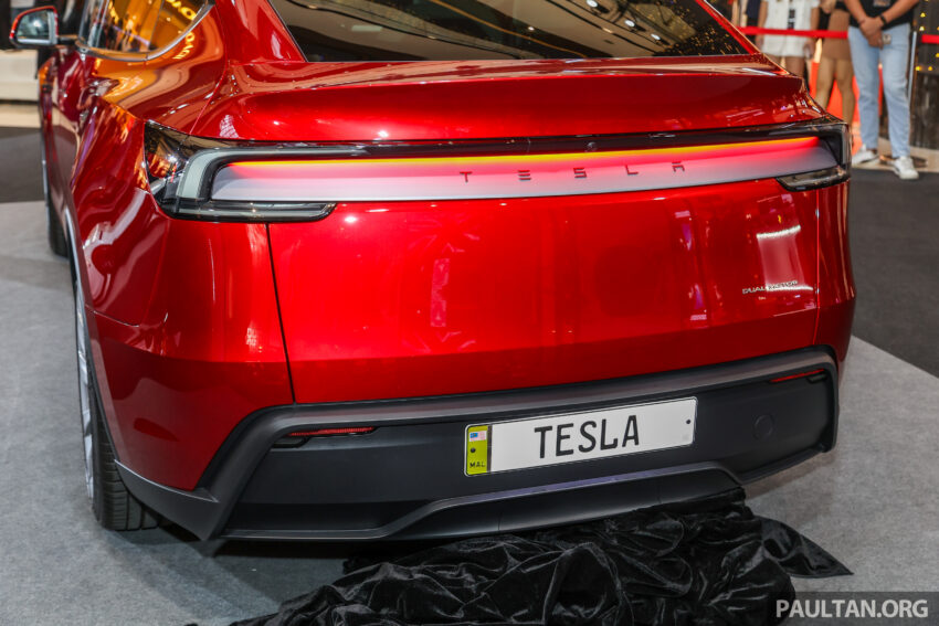 2025 Tesla Model Y 小改款正式登陆大马, 最快4.3秒破百, 极速203km/h, 续航里程最长551公里, 售价从19.54万起 289085