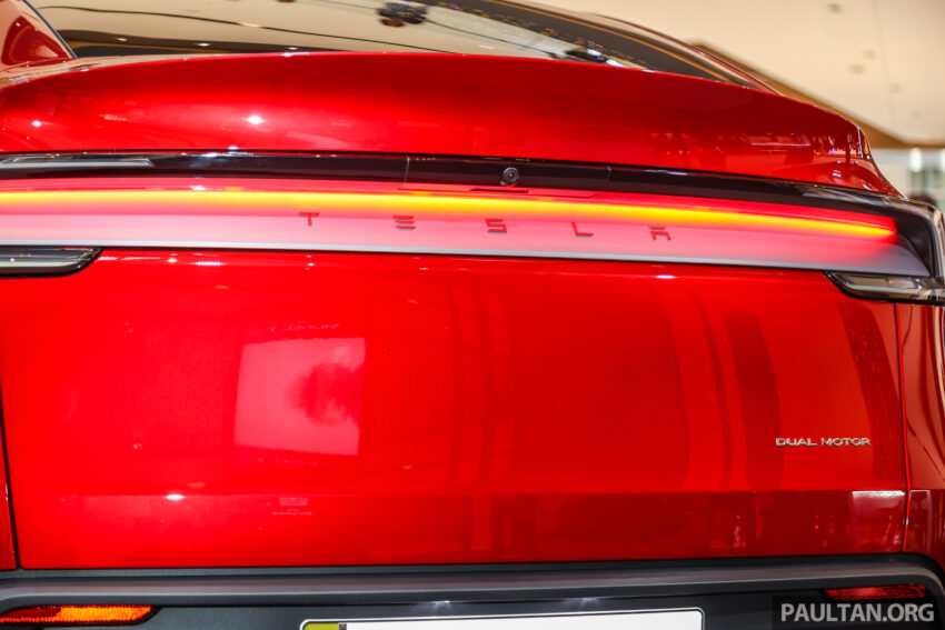 2025 Tesla Model Y 小改款正式登陆大马, 最快4.3秒破百, 极速203km/h, 续航里程最长551公里, 售价从19.54万起 289088