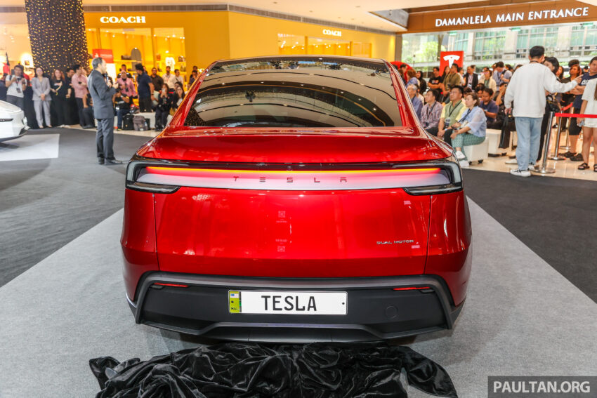 2025 Tesla Model Y 小改款正式登陆大马, 最快4.3秒破百, 极速203km/h, 续航里程最长551公里, 售价从19.54万起 289071