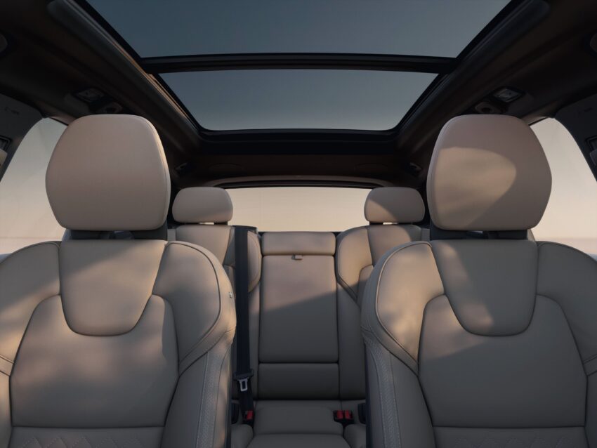 2026 Volvo XC60 小改款首发, 外型小修饰, 屏幕更大更强 289231