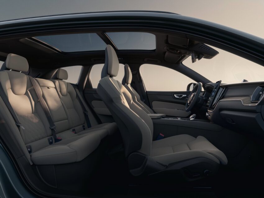 2026 Volvo XC60 小改款首发, 外型小修饰, 屏幕更大更强 289236
