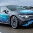 Mercedes-Benz 声称已在 EQS 身上开展固态电池实际使用测试, 发现可带来额外25%续航里程, 或可突破1,000公里