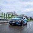 Mercedes-Benz 声称已在 EQS 身上开展固态电池实际使用测试, 发现可带来额外25%续航里程, 或可突破1,000公里