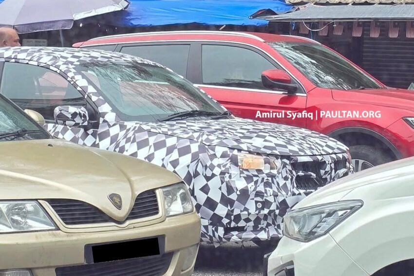 2025 Proton Saga 小改款路测被拍, 竟与一辆 Myvi 同行? 289701