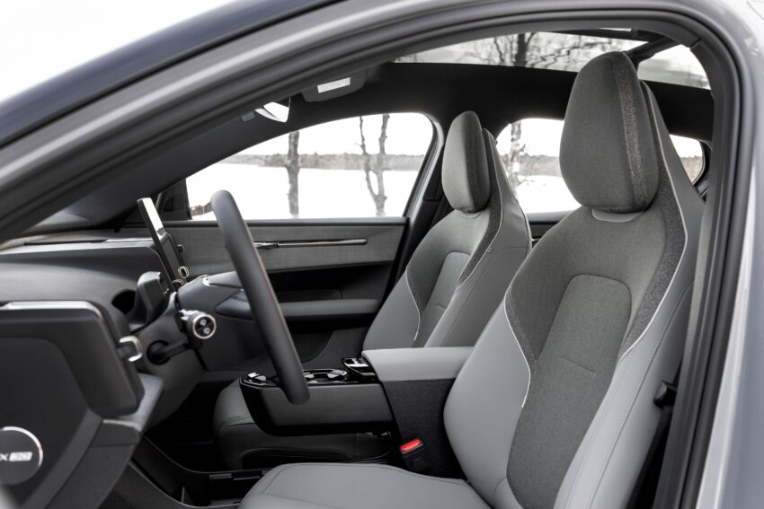 Volvo EX30 Cross Country 纯电SUV首发, 强化越野能力 288508