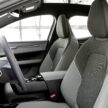 Volvo EX30 Cross Country 纯电SUV首发, 强化越野能力