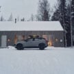 Volvo EX30 Cross Country 纯电SUV首发, 强化越野能力