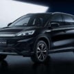 2025 新年式 BYD Atto 3 国际市场首发, 并不是中国的元Plus小改款, 仅换上新设计轮毂与全黑内装, 追加前排通风椅