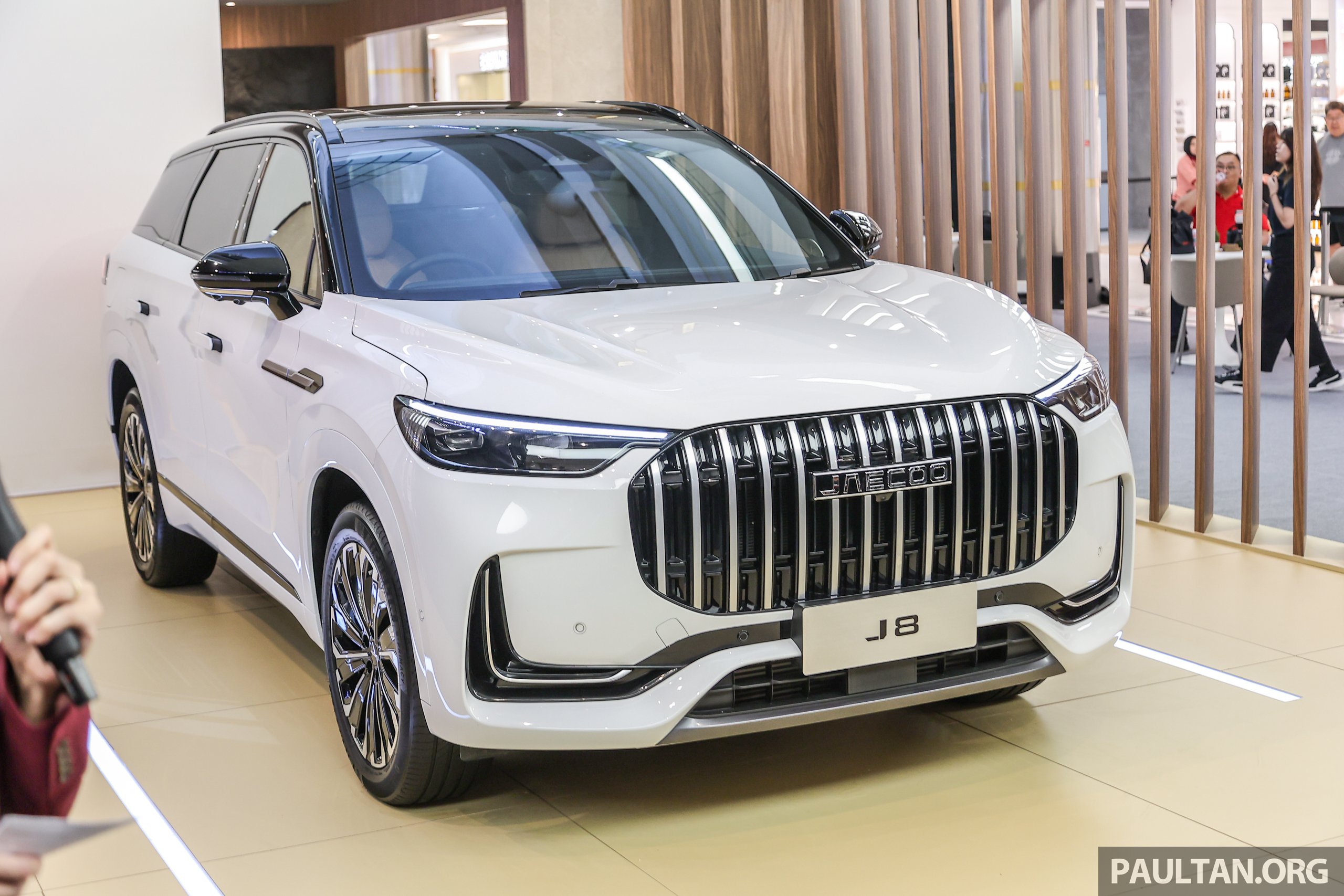 发布在即！Jaecoo J8 再次于本地公开亮相，提供五座 2WD 及六座 AWD 两种版本，预售价RM195k和RM220k